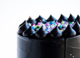Birthday Cake : Glam Rock Layer Cake by Sweetapolita