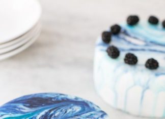 Birthday Cake : How to Create a Marble Drip Cake