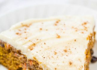 Birthday Cake : The Best Pumpkin Carrot Cake with Cream Cheese Frosting