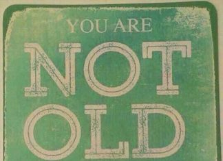 Happy Birthday Wiches : Happy Birthday retro