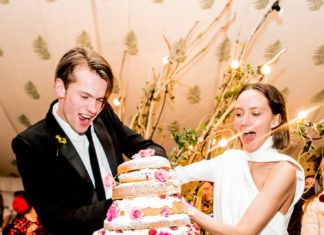 Birthday Cake : CAKE CAKE CAKE CAKE! Rachel Chandler and Tom Guiness Wedding #Vogue