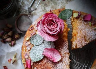 Birthday Cake : i decided to make this cake with valentines day in mind.have you heard the tale …