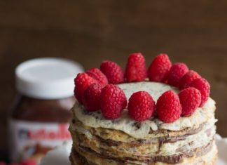 Birthday Cake : Nutella Crepe Cake with Raspberries