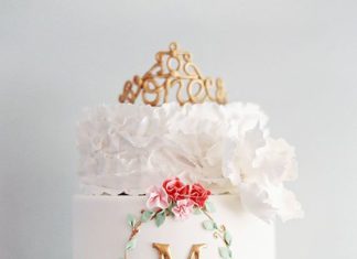 Birthday Cake : Pink girl's first birthday by AMB Photo | 100 Layer Cakelet