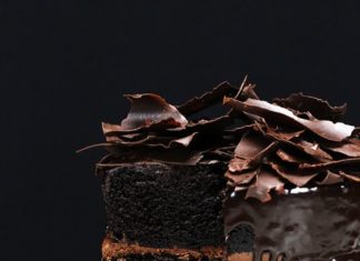 Birthday Cake : Rustic Chocolate Cake