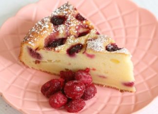 Birthday Cake : You can eat this Raspberry & Ricotta Cake cold with a dollop of yoghurt or cream…
