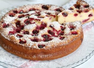 Birthday Cake : The most perfect cake for afternoon tea! This Raspberry & Ricotta Cake will go b…