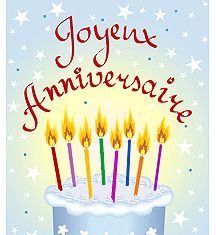 Happy Birthday Wiches : Une carte joyeux anniversaire avec un gâteau et huit bougies pour les 8 ans