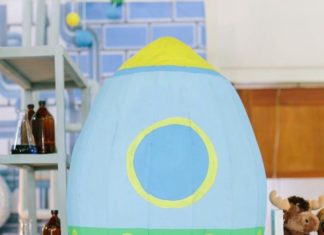 Birthday Party Inspiration : Cook Up Some Fun at This Mad-Scientist-Themed Birthday Party