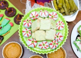 Birthday Party Inspiration : Your Tiny Trick-or-Treaters Will Love These Spooky Halloween Party Ideas