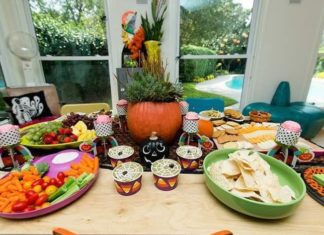 Birthday Party Inspiration : Your Tiny Trick-or-Treaters Will Love These Spooky Halloween Party Ideas