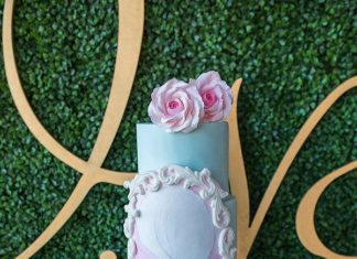 Birthday Party Inspiration : DIY Marie Antoinette First Birthday Party Decor