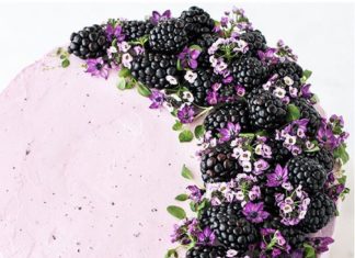Birthday Cake : Blackberry Lime Cake with fresh blackberries and edible flowers
