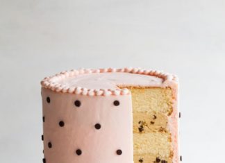 Birthday Cake : Milk and Cookies Cake