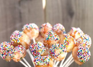 Birthday Decoration : Homemade confetti doughnut pops: Pick up a few dozen donut holes, stick them wit…