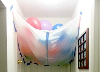 Birthday Decoration Ideas : Balloon avalanche totally doing this for the kids