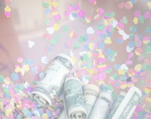 Birthday Decoration Ideas : Money Balloons – a cool way to present money as a gift, esp for a young person (…