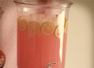 Birthday Decoration Ideas : Pink Lemonade with Sugar Mason Jars