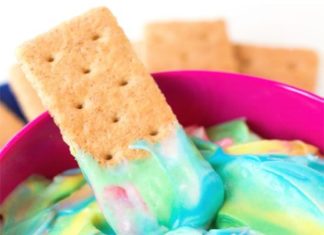 Birthday Decoration : No one can resist the charms of this magical unicorn dip – the recipe is kid-fri…