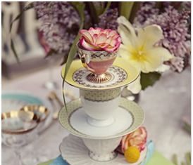 Birthday Decoration : PARTY BLOG by BirdsParty|Printables|Parties|DIYCrafts|Recipes|Ideas: Alice in Wo…