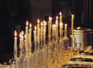 Birthday Decoration : tablescapes | Holiday Tablescape Musts! | House To Home Blog