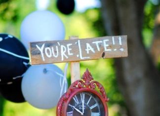 Birthday Decoration : vintage Alice in Wonderland-tea party Birthday Party Ideas | Photo 1 of 21 | Cat…