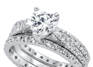 Birthday Gifts Ideas : 1.8CT Heart Cut Solitaire Russian Lab Diamond Three Band Bridal Set Rings