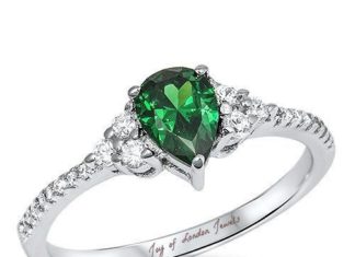 Birthday Gifts Ideas : A 1.4CT Pear Cut Emerald Green Russian Lab Diamond Ring