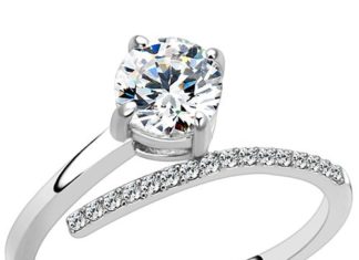 Birthday Gifts Ideas : A Perfect 1.5CT Round Cut Russian Lab Diamond Engagement Ring