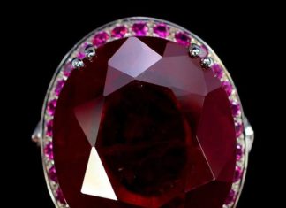 Birthday Gifts Ideas : A Vintage 40.95CT Oval Cut Red Ruby Blue Sapphire Halo Ring