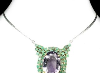 Birthday Gifts Ideas : A Vintage 55CT Oval Cut Purple Amethyst and Emerald Pendant Necklace