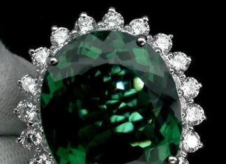 Birthday Gifts Ideas : Vintage 22.8CT Oval Cut Green Amethyst White Sapphire Ring