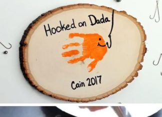 Birthday Gifts Inspiration : 'Hooked on Dada' Handprint Craft Idea | Easy Fathers Day Crafts for Kids…