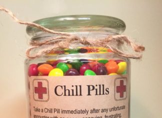 Birthday Gifts Inspiration : Ayant un mauvais jour ? Prendre une pilule chill ! Cette amusante pot Chill Pill…