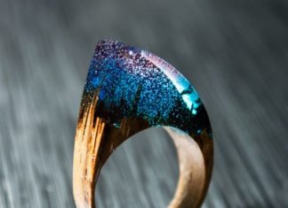 Birthday Gifts Inspiration : Bague en résine fait de résine époxy et de bois exotique. Cadeau parfait pour…