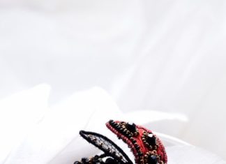 Birthday Gifts Inspiration : Broche coccinelle pour la bonne chance, brodé coccinelle rouge noir insecte bij…