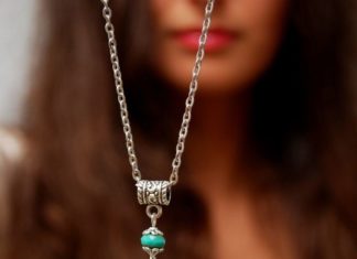 Birthday Gifts Inspiration : Emerald feather pendant, silver dream catcher necklace, hippie boho necklace, fl…