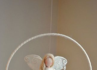 Birthday Gifts Inspiration : Il sagit dun Waldorf morceau inspiré en laine par la technique de laiguille à …