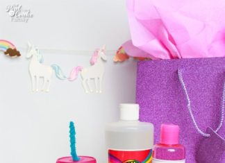 Birthday Gifts Inspiration : This is the cutest DIY birthday gift idea for kids. It is so creative and fun. L…
