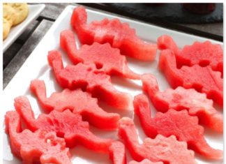 Birthday Inspiration: Dinoparty Buffet Essen www.pickposh.de