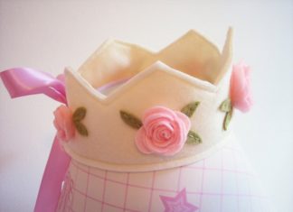 Birthday Inspiration: Felt Crown for little girls in pink and ivory, roses, flowers, dress up, princes…