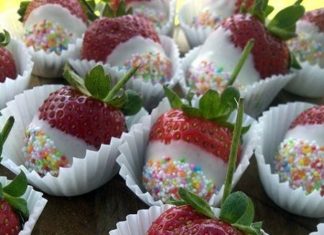 Birthday Inspiration: More Tinkerbell Fairy Birthday Food Ideas Read more at: meowchie.snydle.c… | M…