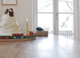 Birthday Inspiration: NATURKINDER: Birthday Cake (Whipped Cream Mountain Cake and Train Circle with Bi…