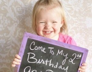 Birthday Inspiration: Tolle Einladungsidee für den Kindergeburtstag. Noch mehr Ideen gibt es auf www….