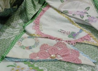 Birthday Inspiration: doily bunting@Charmaine Hayden for naes room maybe