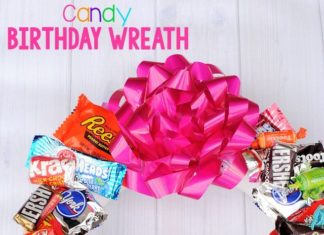 Birthday Party : Candy Birthday Wreath