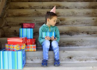 Birthday Party : How not to be THAT Parent when your kid is invited to a birthday party via @wund…