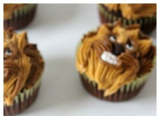 Birthday Party : Impress your fellow Star Wars lovers with these DIY Chewbacca Cupcakes. This sim…