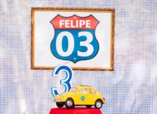 Birthday Party Inspiration : A kid birthday party themed around vintage cars! Kombis, caminhoes, motorcycles,…