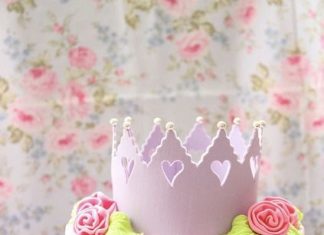 Birthday Party Inspiration : Happy birthday, princess! Your little girl may not be of noble blood, but she ge…